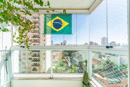 Apartamento à venda com 130m², 3 quartos e 3 vagas Apartamento à venda com 130m², 3 quartos e 3 vagasVaranda do Quarto 3