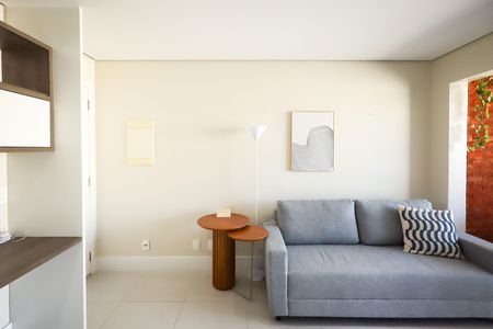 Apartamento à venda com 40m², 1 quarto e 1 vaga Apartamento à venda com 40m², 1 quarto e 1 vagaSala