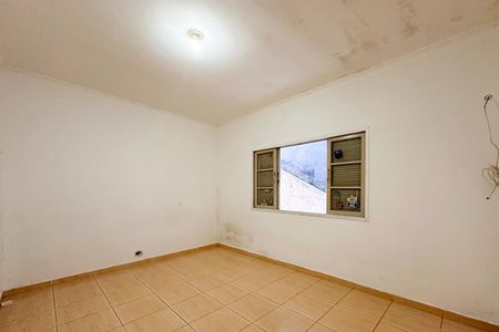 Casa para alugar com 65m², 1 quarto e sem vaga Casa para alugar com 65m², 1 quarto e sem vagaSala