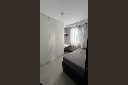 Quarto de apartamento para alugar com 2 quartos, 46m² em Barro Branco, Cotia