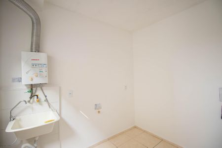 Apartamento para alugar com 44m², 2 quartos e 1 vaga Apartamento para alugar com 44m², 2 quartos e 1 vagaCozinha e Área de Serviço