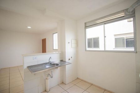 Apartamento para alugar com 44m², 2 quartos e 1 vaga Apartamento para alugar com 44m², 2 quartos e 1 vagaCozinha e Área de Serviço