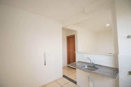 Apartamento para alugar com 44m², 2 quartos e 1 vaga Apartamento para alugar com 44m², 2 quartos e 1 vagaCozinha e Área de Serviço