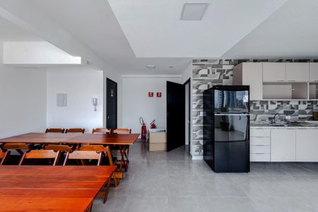 Apartamento à venda com 38m², 2 quartos e sem vaga Apartamento à venda com 38m², 2 quartos e sem vagaÁrea comum - Salão de festas
