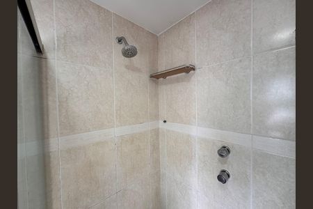 Apartamento à venda com 112m², 3 quartos e 2 vagas Apartamento à venda com 112m², 3 quartos e 2 vagasBanheiro da Suíte
