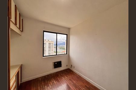 Apartamento à venda com 112m², 3 quartos e 2 vagas Apartamento à venda com 112m², 3 quartos e 2 vagasQuarto 2