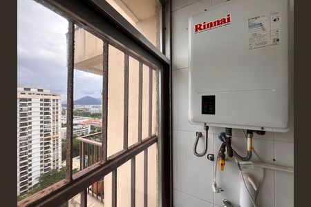 Apartamento à venda com 112m², 3 quartos e 2 vagas Apartamento à venda com 112m², 3 quartos e 2 vagasÁrea de serviço