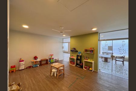Apartamento à venda com 112m², 3 quartos e 2 vagas Apartamento à venda com 112m², 3 quartos e 2 vagasÁrea comum
