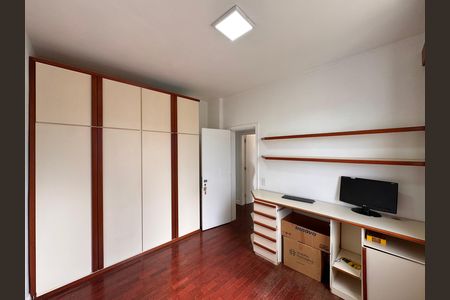 Apartamento à venda com 112m², 3 quartos e 2 vagas Apartamento à venda com 112m², 3 quartos e 2 vagasQuarto 1