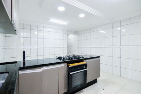 Casa para alugar com 290m², 3 quartos e 2 vagasCozinha