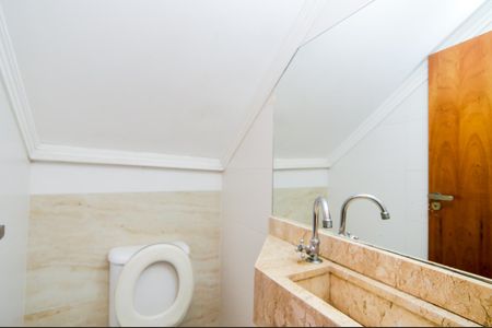 Casa para alugar com 290m², 3 quartos e 2 vagasLavabo