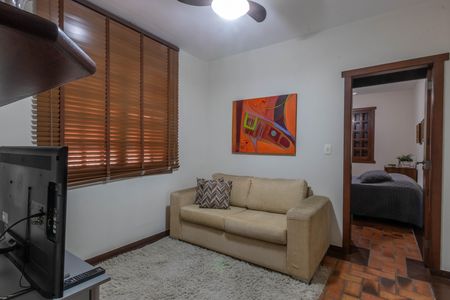 Sala de casa à venda com 4 quartos, 410m² em Castelo, Belo Horizonte