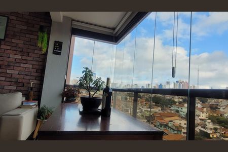 Apartamento à venda com 54m², 2 quartos e 1 vaga Apartamento à venda com 54m², 2 quartos e 1 vagaVaranda