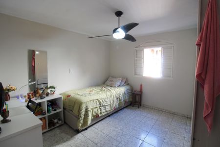 Casa à venda com 120m², 4 quartos e 1 vagaQuarto 4