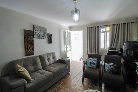 Sala de casa à venda com 4 quartos, 120m² em Vila Tiradentes, São Paulo