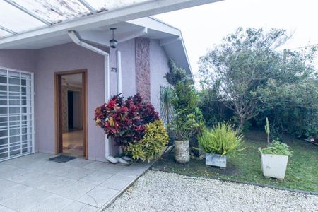 Casa à venda com 190m², 4 quartos e 2 vagas Casa à venda com 190m², 4 quartos e 2 vagasJardim