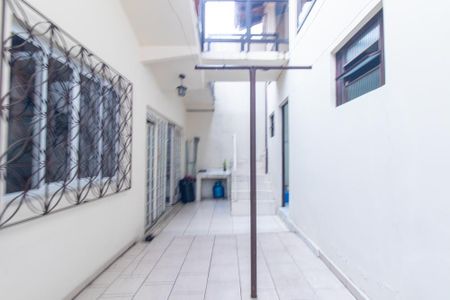 Casa à venda com 190m², 4 quartos e 2 vagas Casa à venda com 190m², 4 quartos e 2 vagasÁrea externa