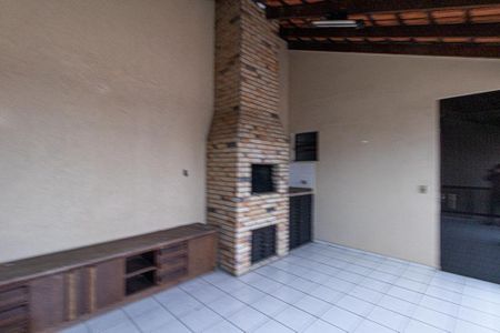 Casa à venda com 190m², 4 quartos e 2 vagas Casa à venda com 190m², 4 quartos e 2 vagasEspaço Gourmet