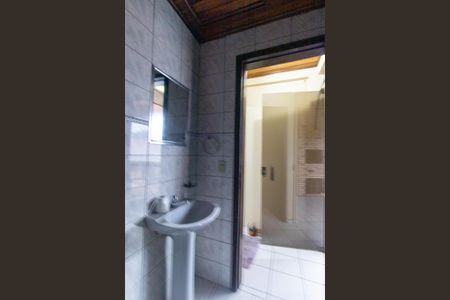 Casa à venda com 190m², 4 quartos e 2 vagas Casa à venda com 190m², 4 quartos e 2 vagasBanheiro Social 2