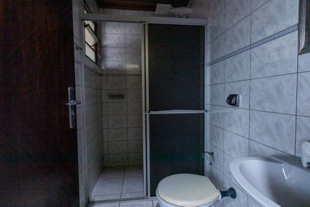 Casa à venda com 190m², 4 quartos e 2 vagas Casa à venda com 190m², 4 quartos e 2 vagasBanheiro Social 2