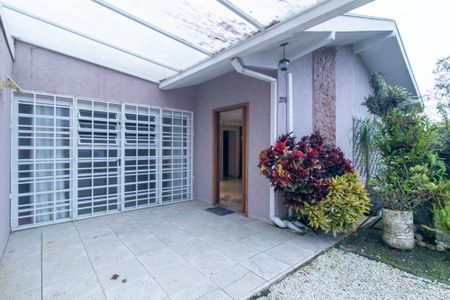 Casa à venda com 190m², 4 quartos e 2 vagas Casa à venda com 190m², 4 quartos e 2 vagasGaragem