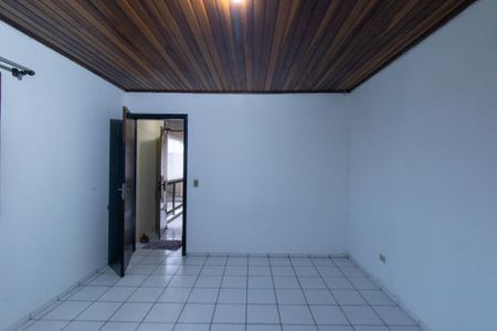 Casa à venda com 190m², 4 quartos e 2 vagas Casa à venda com 190m², 4 quartos e 2 vagasSala