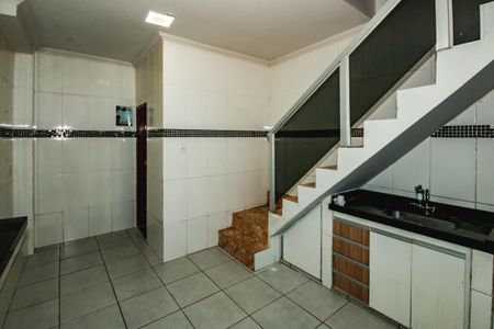 Cozinha de casa à venda com 2 quartos, 350m² em Jardim Felicidade, Belo Horizonte
