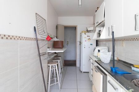 Apartamento à venda com 93m², 3 quartos e 1 vaga Apartamento à venda com 93m², 3 quartos e 1 vagaCozinha e Área de Serviço