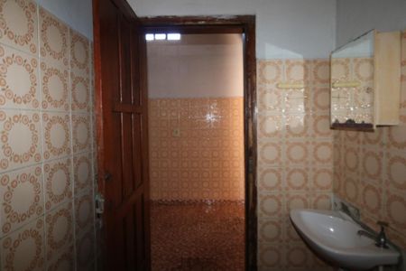 Banheiro de casa para alugar com 1 quarto, 80m² em Conceição, Diadema