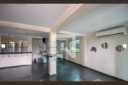 Apartamento à venda com 55m², 2 quartos e 1 vaga Apartamento à venda com 55m², 2 quartos e 1 vagaÁrea comum - Salão de festas