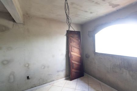 Sala de casa à venda com 1 quarto, 81m² em Campo Grande, Rio de Janeiro