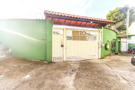 Casa de condomínio para alugar com 80m², 2 quartos e 1 vagaEntrada