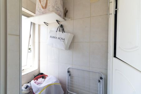 Apartamento para alugar com 65m², 2 quartos e 1 vagaLavabo