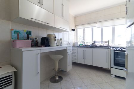 Apartamento para alugar com 65m², 2 quartos e 1 vagaCozinha 