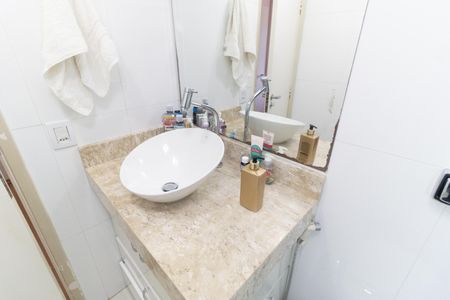Apartamento para alugar com 65m², 2 quartos e 1 vagaBanheiro