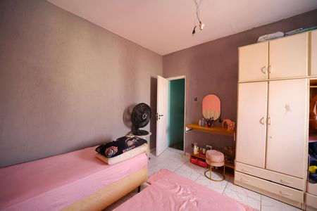 Casa à venda com 23m², 4 quartos e 3 vagasQuarto 4