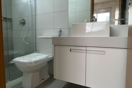 Apartamento para alugar com 110m², 2 quartos e 1 vagaBanheiro da Suíte 1