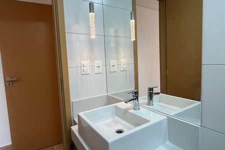 Apartamento para alugar com 110m², 2 quartos e 1 vagaBanheiro da Suíte 2