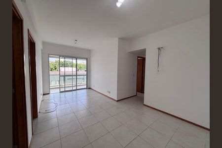 Sala de apartamento para alugar com 3 quartos, 85m² em Recreio dos Bandeirantes, Rio de Janeiro