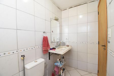 Casa à venda com 443m², 5 quartos e 5 vagasBanheiro da Suíte 3