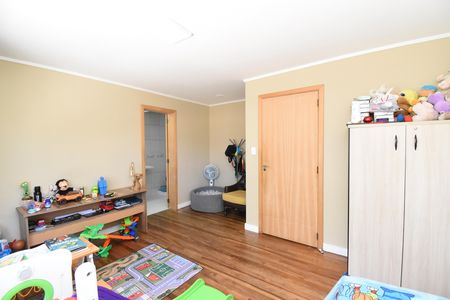 Casa à venda com 443m², 5 quartos e 5 vagasSuíte 1