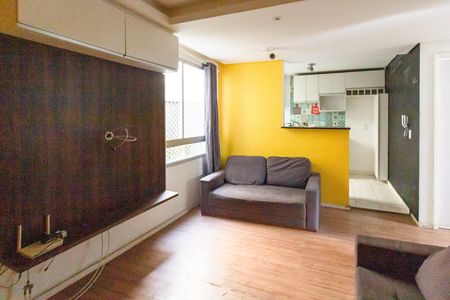 Sala de apartamento para alugar com 2 quartos, 44m² em Jardim Ansalca, Guarulhos