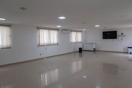 Apartamento para alugar com 44m², 2 quartos e 1 vaga Apartamento para alugar com 44m², 2 quartos e 1 vagaÁrea comum - Salão de festas