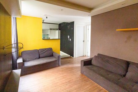 Sala de apartamento para alugar com 2 quartos, 44m² em Jardim Ansalca, Guarulhos