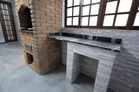 Casa para alugar com 150m², 3 quartos e 2 vagas Casa para alugar com 150m², 3 quartos e 2 vagasQuintal e Churrasqueira