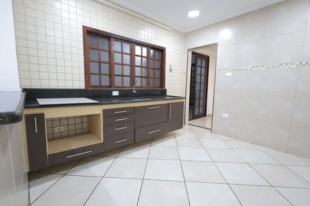 Casa para alugar com 150m², 3 quartos e 2 vagas Casa para alugar com 150m², 3 quartos e 2 vagasCozinha