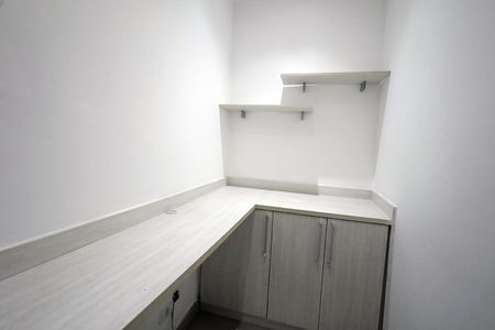 Casa para alugar com 150m², 3 quartos e 2 vagas Casa para alugar com 150m², 3 quartos e 2 vagasEscritório