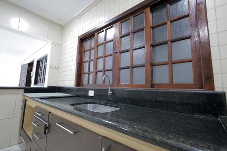 Casa para alugar com 150m², 3 quartos e 2 vagas Casa para alugar com 150m², 3 quartos e 2 vagasCozinha