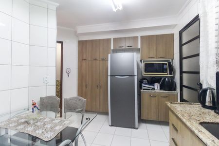 Casa de condomínio à venda com 90m², 2 quartos e 2 vagas Casa de condomínio à venda com 90m², 2 quartos e 2 vagasCozinha