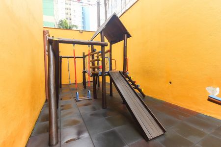 Casa de condomínio à venda com 90m², 2 quartos e 2 vagas Casa de condomínio à venda com 90m², 2 quartos e 2 vagasÁrea Comum